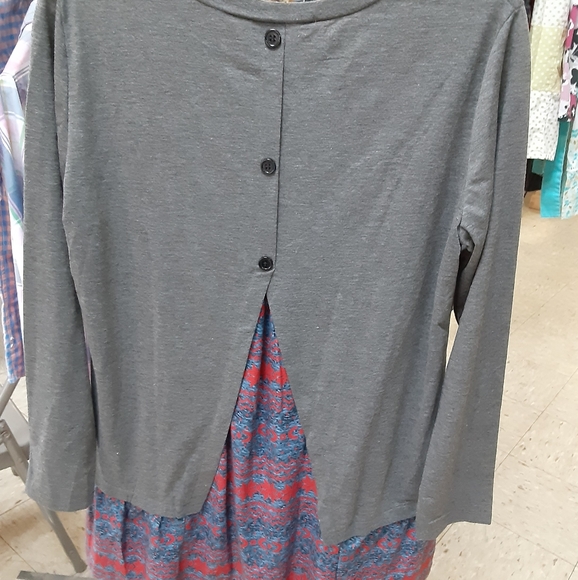 Shirt - Picture 2 of 2